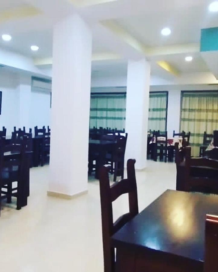 Hotel Edland Vlorë Exterior foto