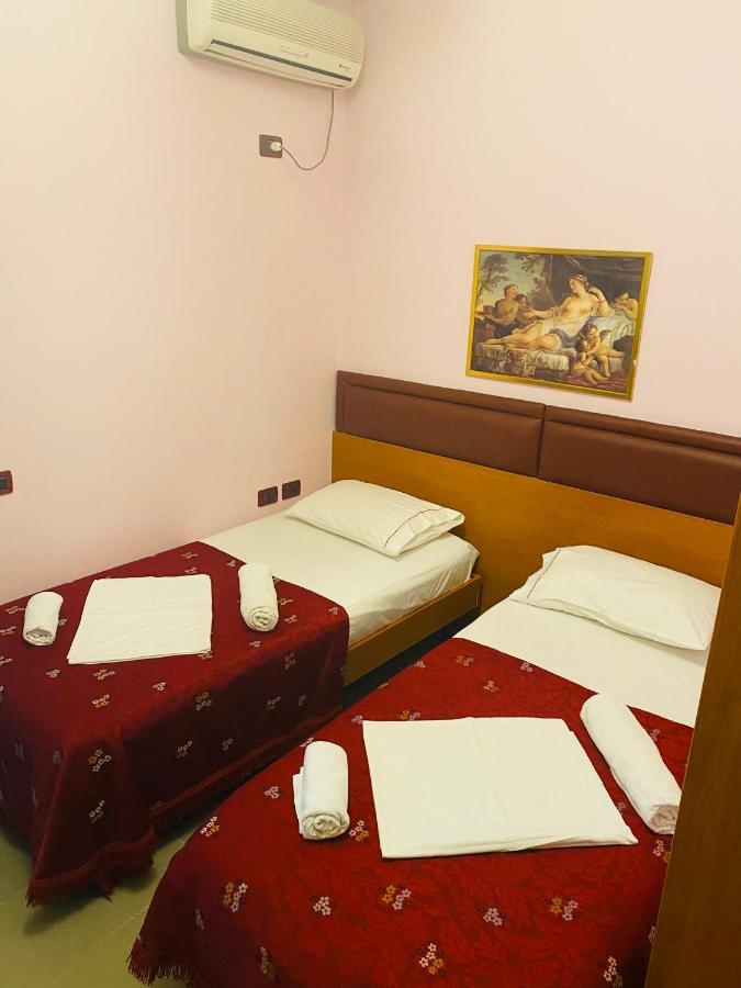 Hotel Edland Vlorë Exterior foto